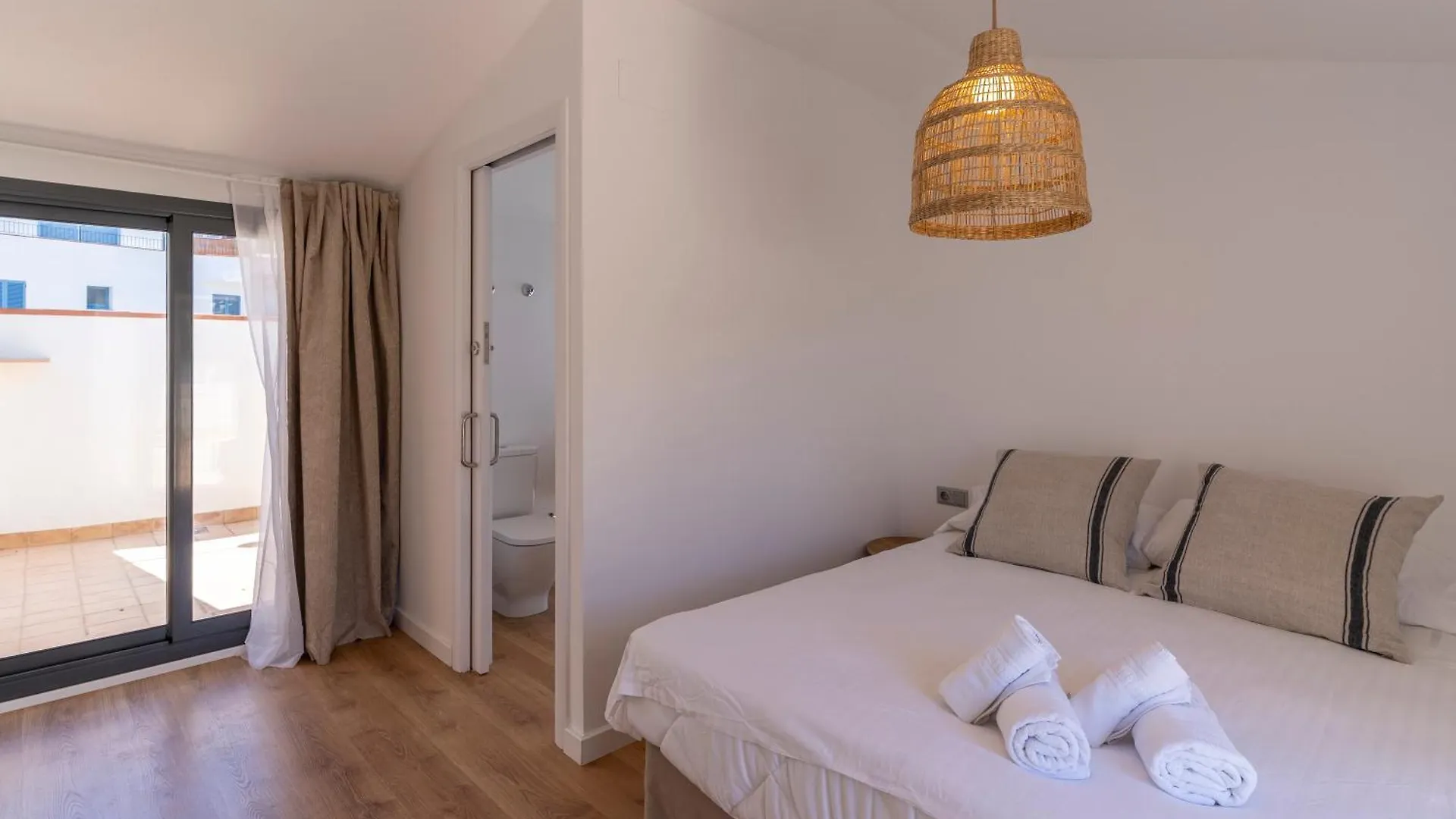 Apartamentos Vista Bella Tamariu