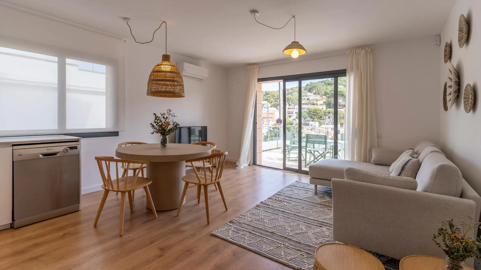 Apartamentos Vista Bella Tamariu